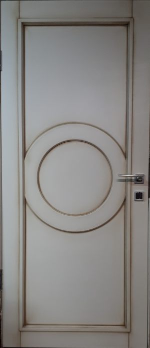 Межкомнатная дверь в профиле массив (эмаль с патиной) Михайловка